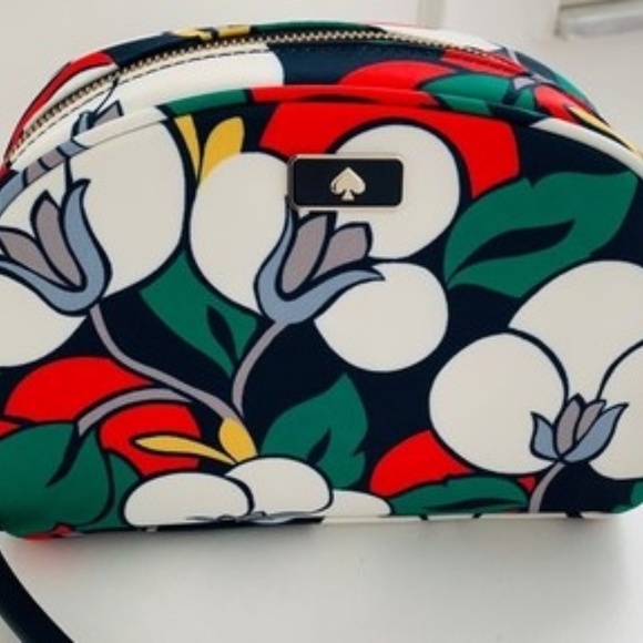 Kate Spade Floral New Breezy Medium Dome Cosmetic - Picture 1 of 3
